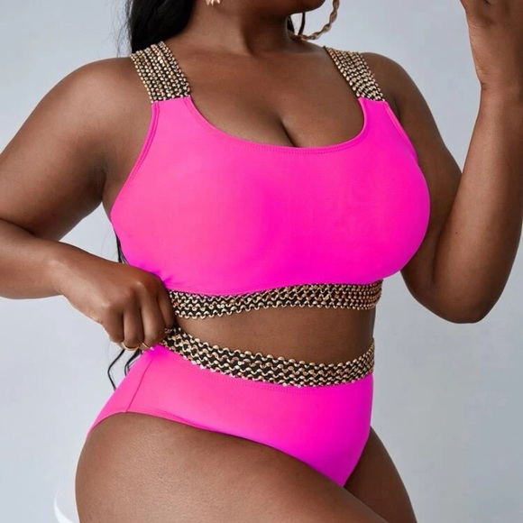 SHIPS NOW🥳 BRAND NEW 💕 Swimsuit - Picture 4 of 7